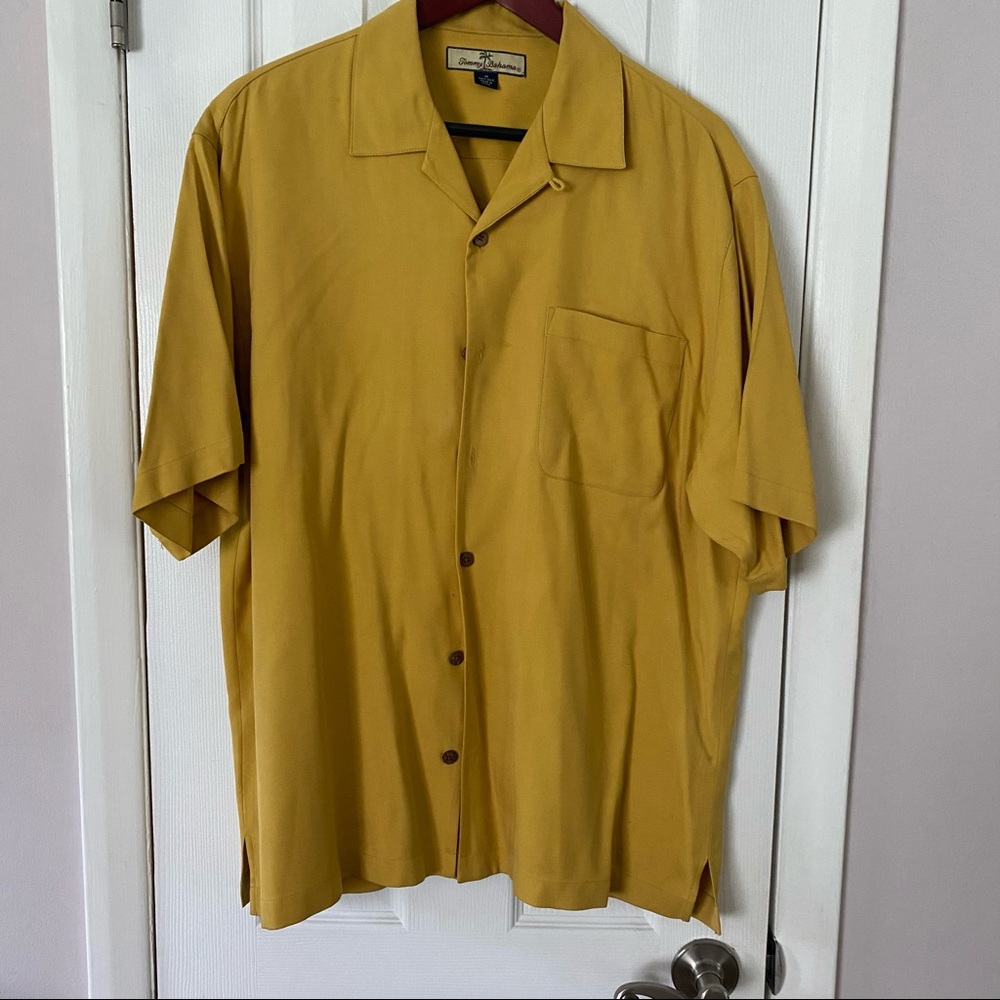 Tommy Bahama Hawaiian Shirt - M